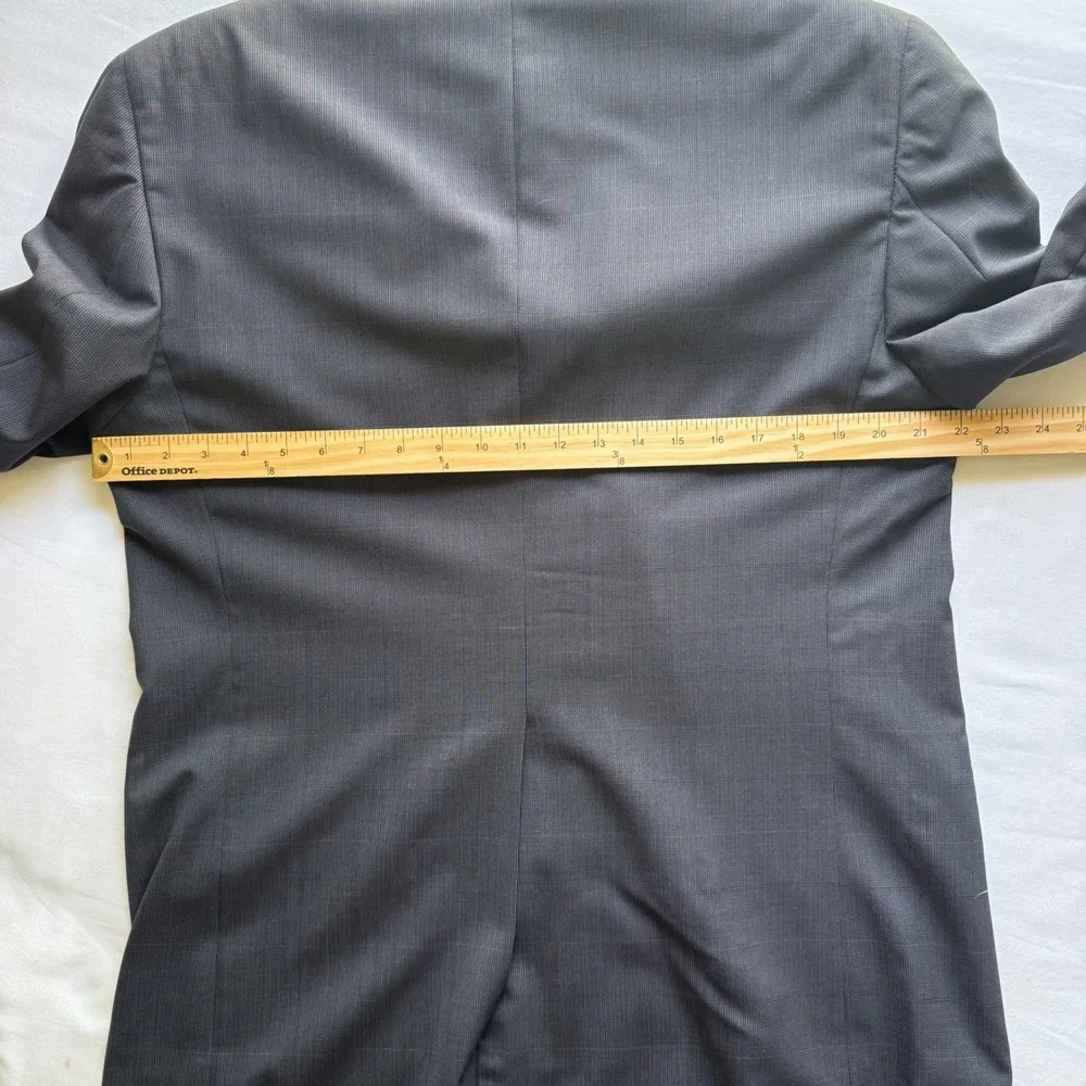 Burberrys Prestige Collection Blazer Charcoal Grey Windowpane Check Sport Coat